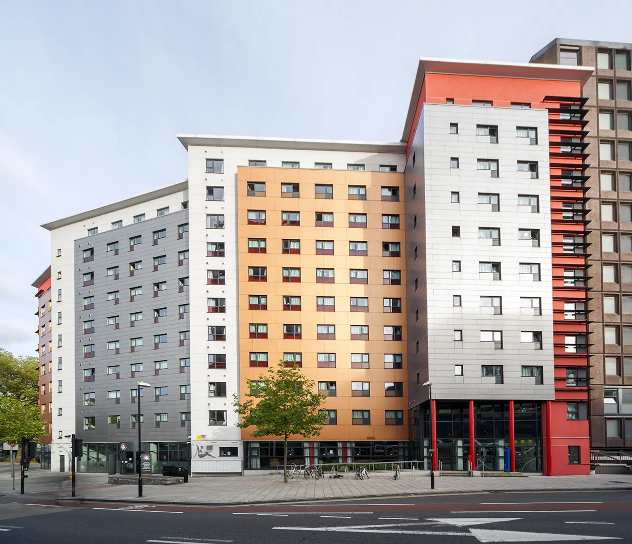 Why Local Builders Trust BDC Aluminium for Bespoke Projects