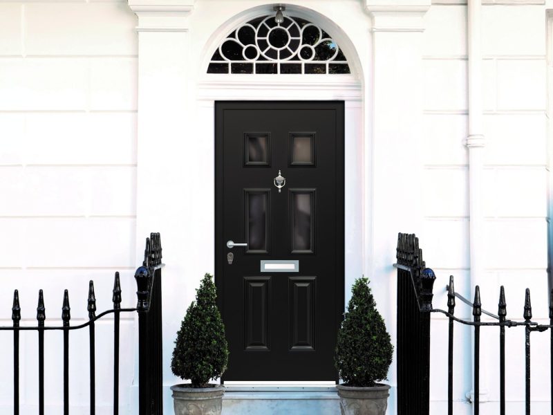 The Aluminium Boom: Why Smart Installers Are Shifting Away from uPVC 