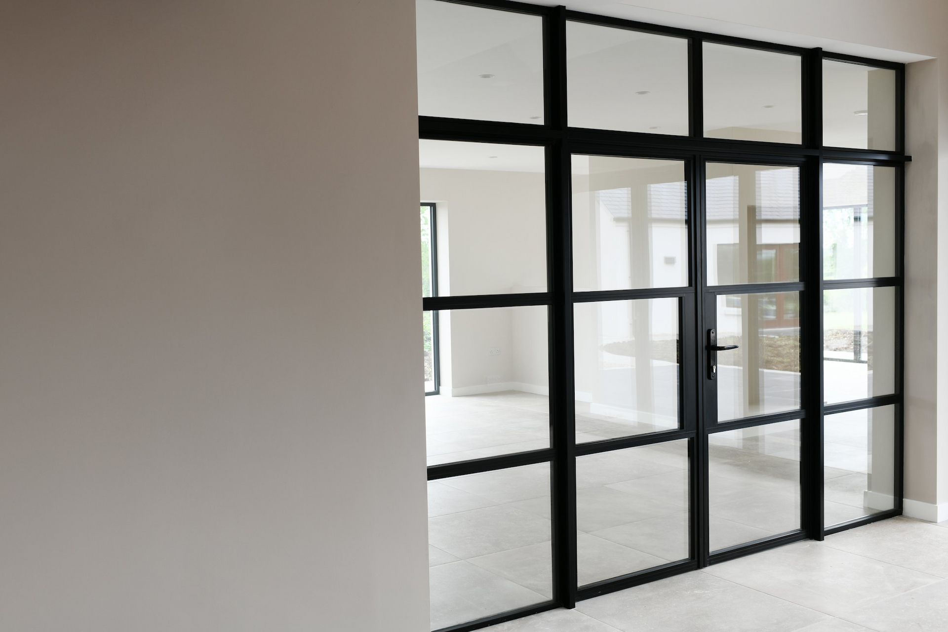 Expanding Your Portfolio: The Rise of Internal Aluminium Screens in Commercial Fit-Outs