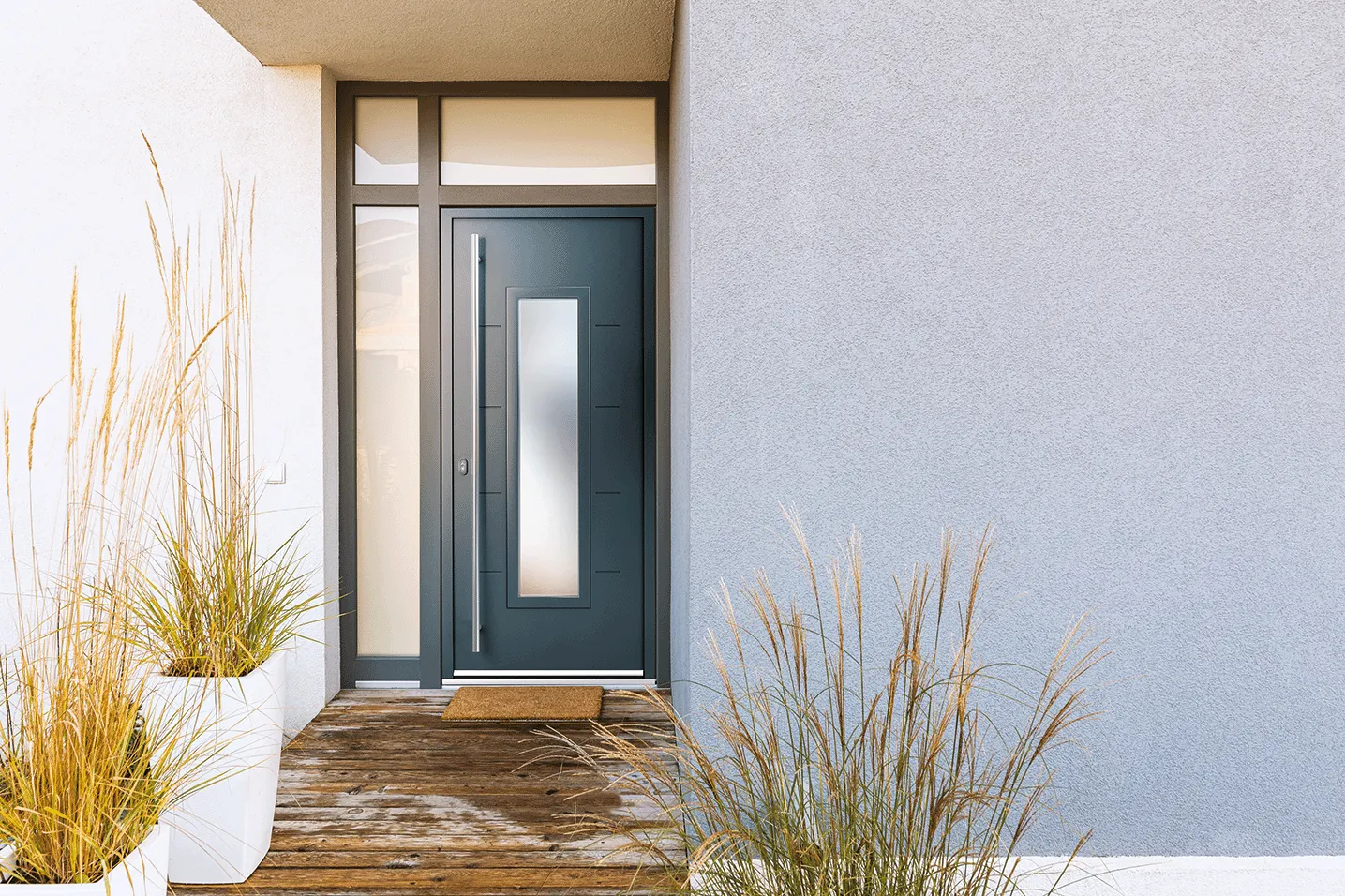 The Grand Entrance: Upgrading to Aluminium Front Doors for The Holidays