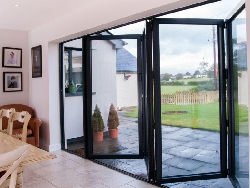 Best Aluminium Door Styles for Garden Access in Summer